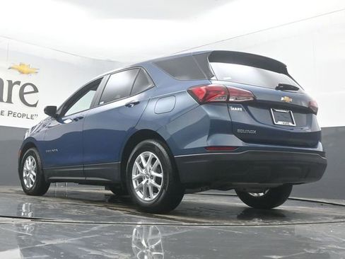 Used 2024 Chevrolet Equinox LS w/ LS Convenience Package image 5