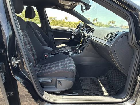 Used 2018 Volkswagen GTI S FWD image 17