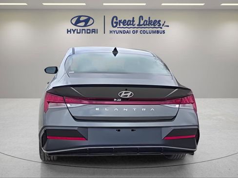 New 2026 Hyundai Elantra SEL Sport Premium FWD image 5