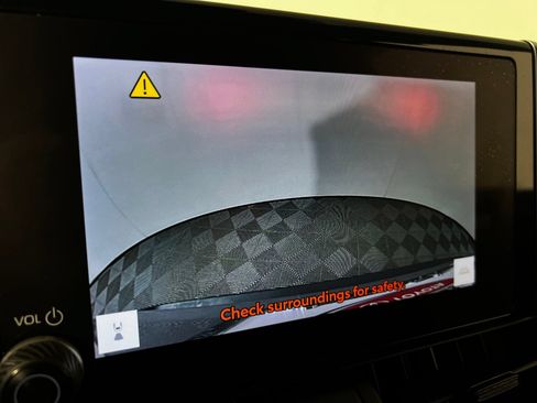 Certified 2024 Toyota RAV4 XLE FWD image 19
