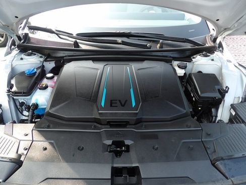 Certified 2023 Hyundai Ioniq 5 SEL RWD image 27