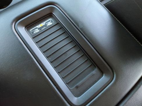 Used 2016 Chevrolet Tahoe LT image 16