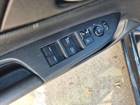 Used 2014 Honda Accord EX-L image 11