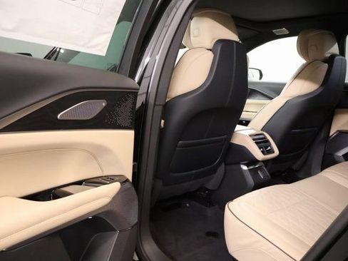 New 2026 Cadillac Lyriq V image 24