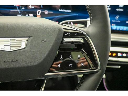 New 2026 Cadillac Lyriq Luxury image 23