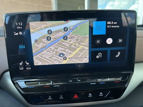 Used 2023 Volkswagen ID.4 Pro image 21