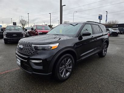 Used 2024 Ford Explorer XLT w/ Equipment Group 202A