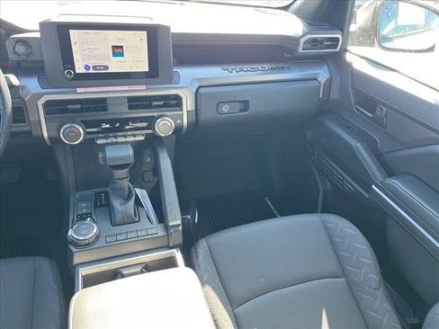 New 2025 Toyota Tacoma SR5 image 5