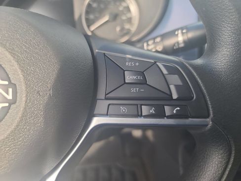 Used 2024 Nissan Versa SV w/ Trunk Package image 23