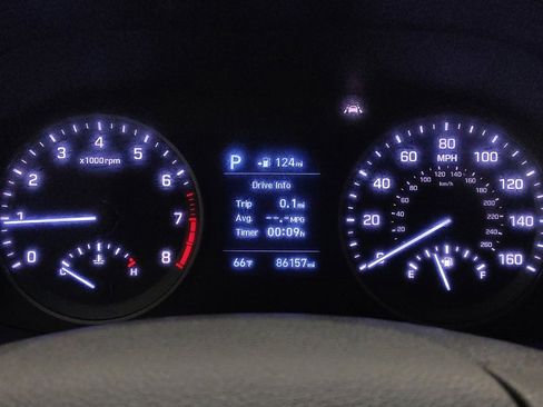 Used 2020 Hyundai Tucson Value FWD image 23