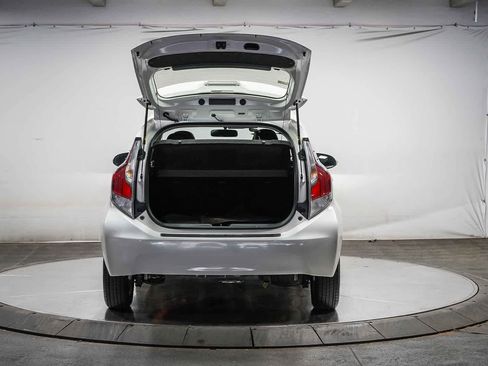 Certified 2016 Toyota Prius C Four image 28