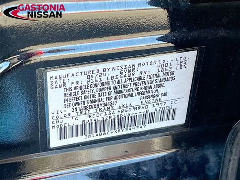 Used 2024 Nissan Sentra SV image 38