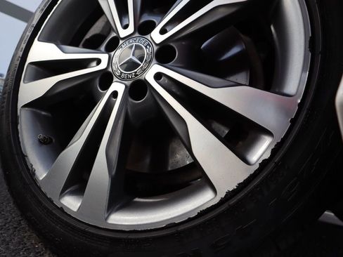 Used 2019 Mercedes-Benz C 300 4MATIC Sedan image 26