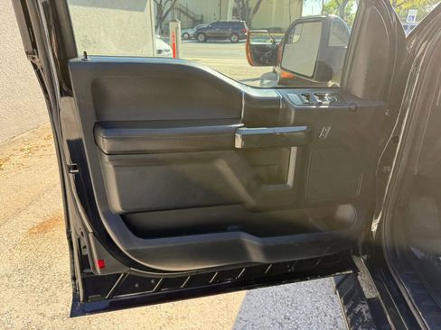 Used 2018 Ford F150 XLT w/ Equipment Group 302A Luxury RWD image 14
