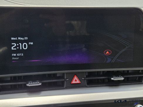 Certified 2025 Kia Sportage EX FWD image 21