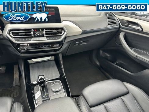 Used 2022 BMW X3 xDrive30i AWD/4WD image 17