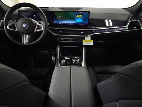 Used 2026 BMW X6 xDrive40i image 9
