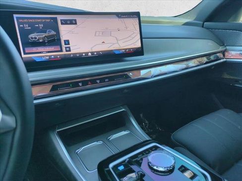 Certified 2025 BMW i7 eDrive50 RWD image 15