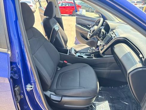 Used 2022 Hyundai Tucson SE AWD/4WD image 32