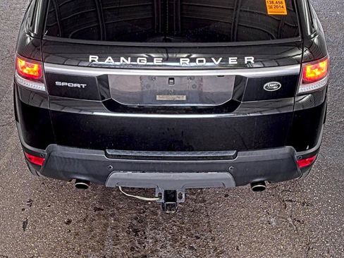Used 2014 Land Rover Range Rover Sport SE AWD/4WD image 10