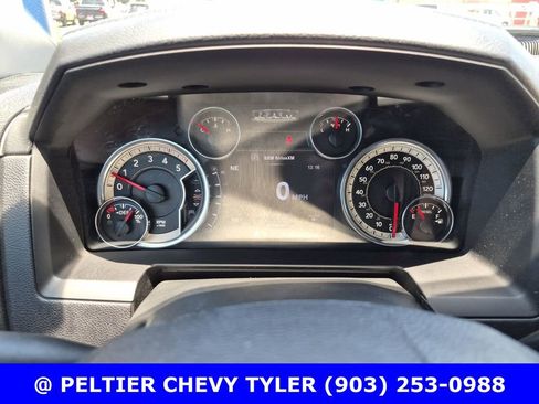 Used 2015 RAM 2500 Laramie w/ Convenience Group AWD/4WD image 34