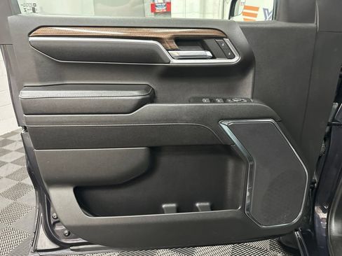 Used 2023 Chevrolet Silverado 1500 LT Trail Boss w/ Protection Package AWD/4WD image 17