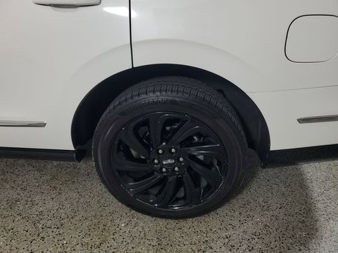 Certified 2022 Lincoln Navigator Reserve image 8