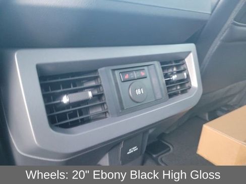 New 2026 Ford F250 Lariat w/ Tremor Off-Road Package image 23