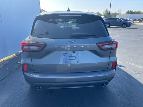 Used 2024 Ford Escape ST-Line image 8