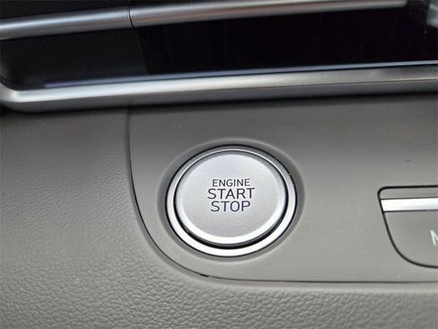 Certified 2024 Hyundai Elantra SEL image 22