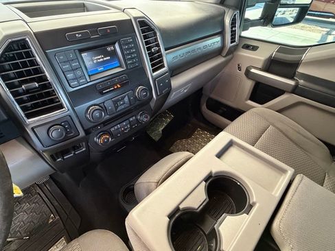 Used 2018 Ford F250 XLT image 19