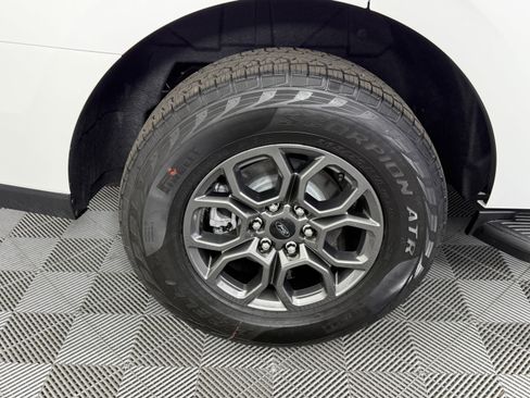 New 2026 Ford Expedition Active image 28