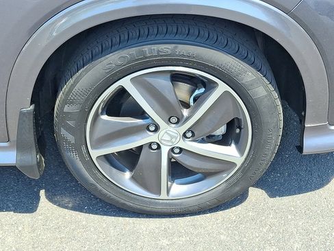 Used 2019 Honda HR-V Touring image 8
