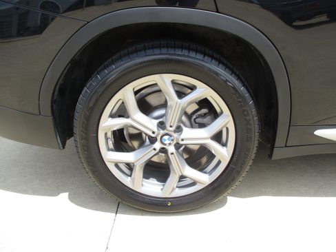 Used 2024 BMW X3 xDrive30i AWD/4WD image 12