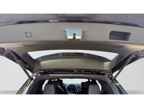 Used 2023 Chevrolet Traverse LT w/ Rear Camera Mirror Package AWD/4WD image 33