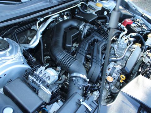 Used 2020 Subaru Crosstrek 2.0i Limited w/ Moonroof Package w/Navigation image 37