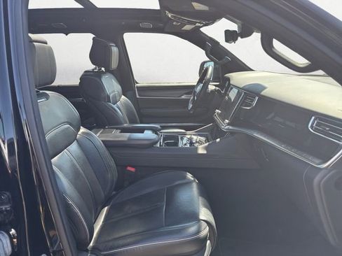 Used 2024 Jeep Grand Wagoneer L Series II w/ Quick Order Packagew 28T AWD/4WD image 15