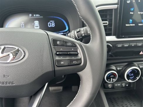 New 2025 Hyundai Venue Limited image 26