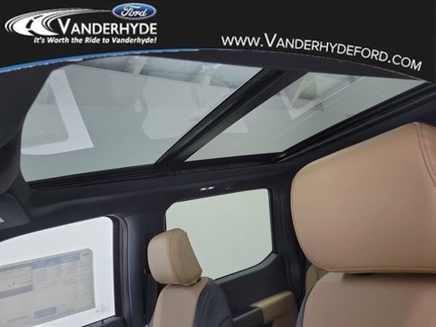 New 2026 Ford F250 Lariat w/ Lariat Premium Package image 35