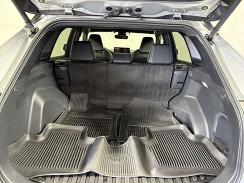 Used 2024 Toyota RAV4 XSE AWD/4WD image 26