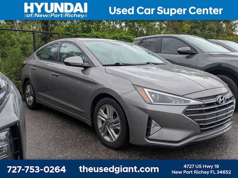 Used 2020 Hyundai Elantra Value Edition w/ Cargo Package (C1) FWD image 2