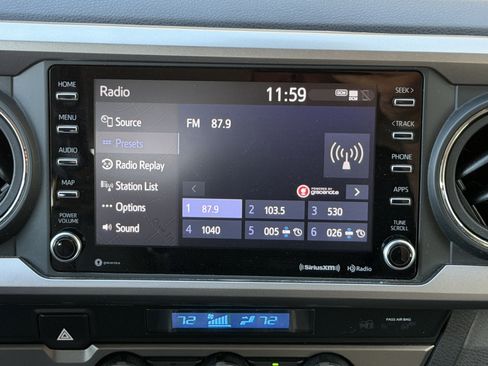 Used 2022 Toyota Tacoma SR5 image 17