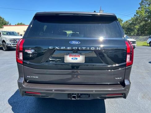 New 2026 Ford Expedition Max Active RWD image 4