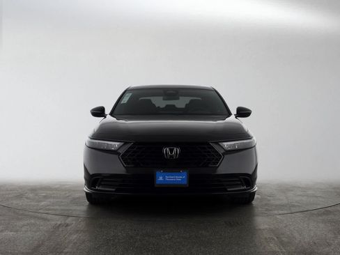 Used 2023 Honda Accord Sport image 8