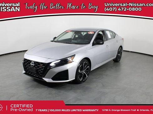 Certified 2023 Nissan Altima 2.5 SR image 1