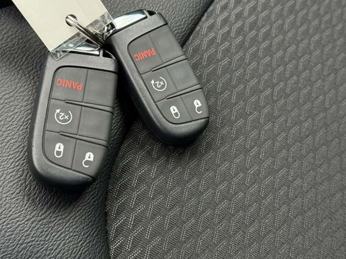 New 2026 Jeep Compass Latitude image 29