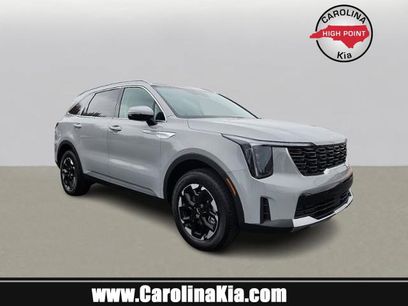 New 2025 Kia Sorento S