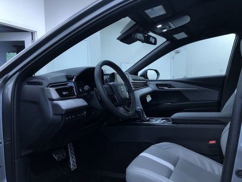 New 2026 Toyota Camry SE image 10