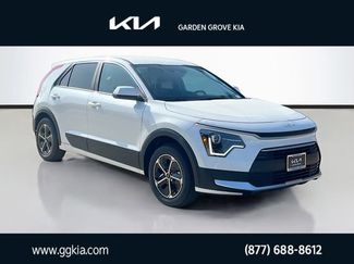New 2026 Kia Niro LX FWD 360° Tour