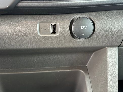 Used 2023 Ford Transit 350 XLT image 34